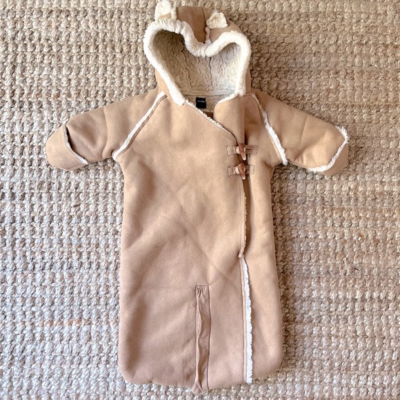 🦙Baby Gap Suede + Sherpa-lined Bunting Sac - Picture 1 of 13